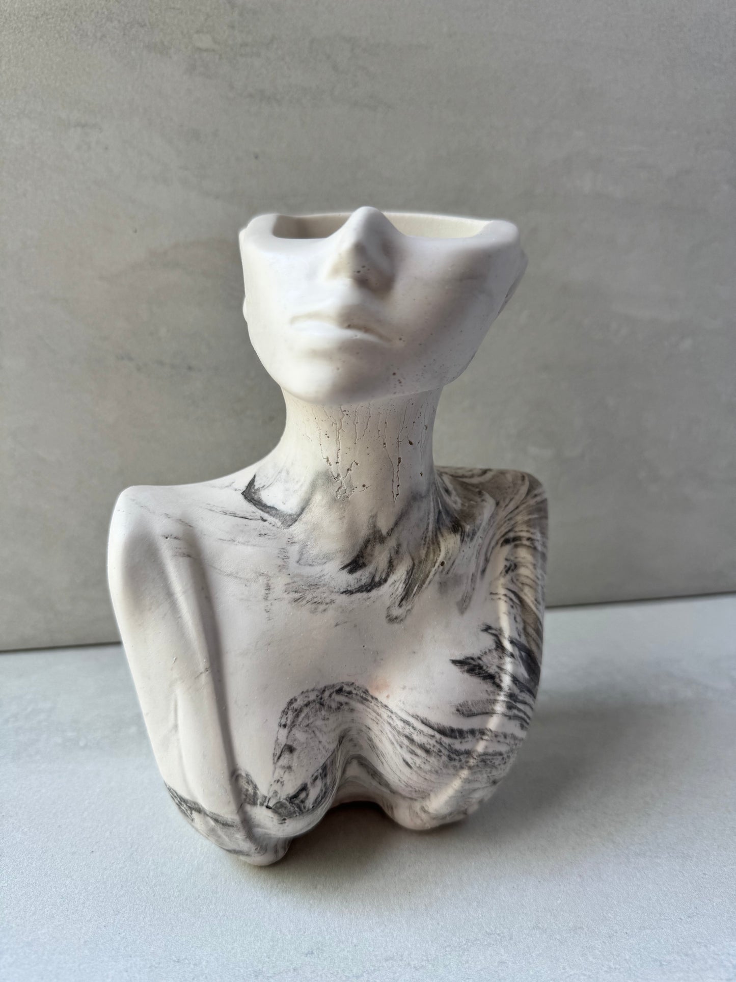 Isadora Vase
