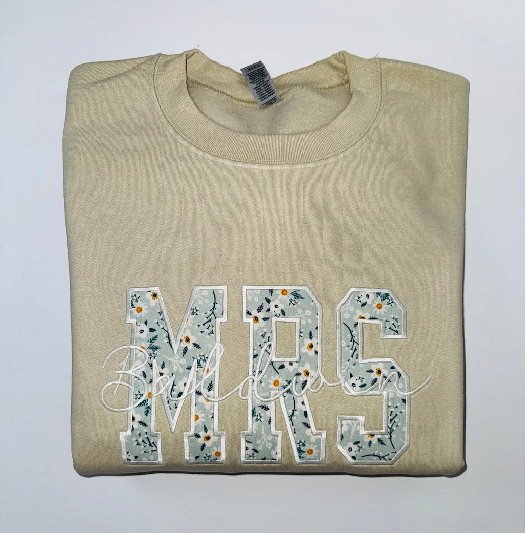 MRS. Appliqué Crewneck
