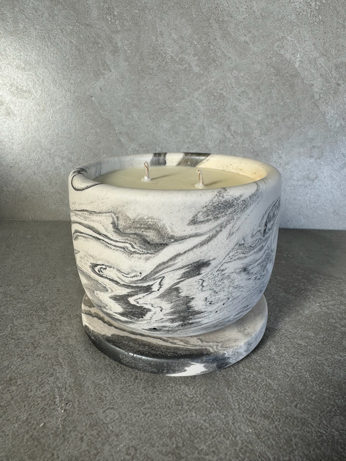 Blue Ridge Bonfire Concrete Candle